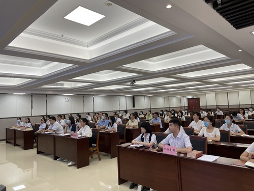全体党员参会