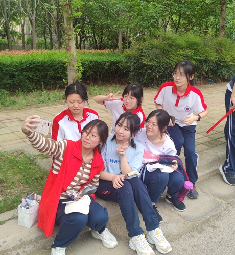 学生8